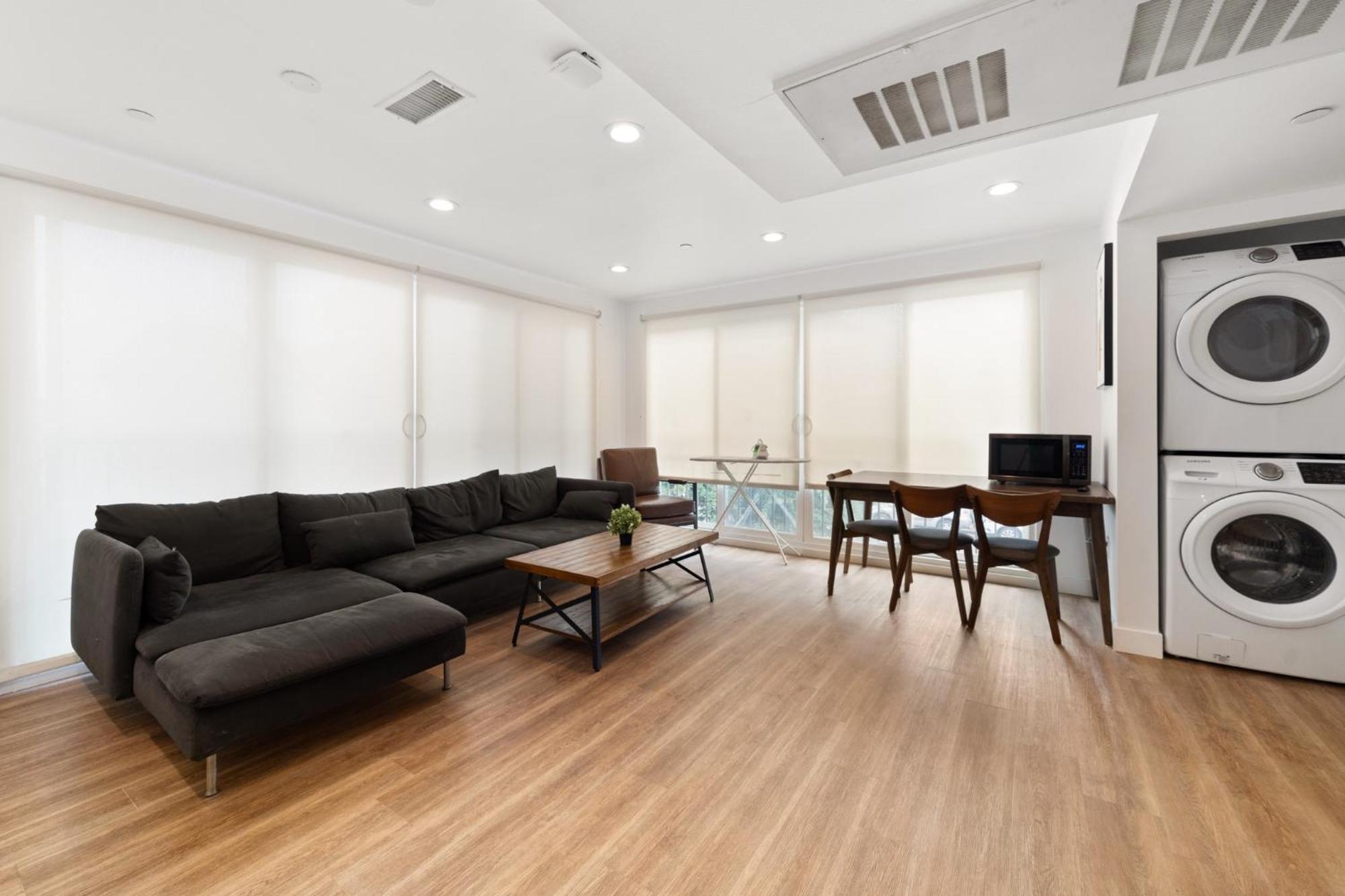 Spacious 1-Bd Hideaway Close To Usc Room With Share Livingroom Los Angeles Kültér fotó