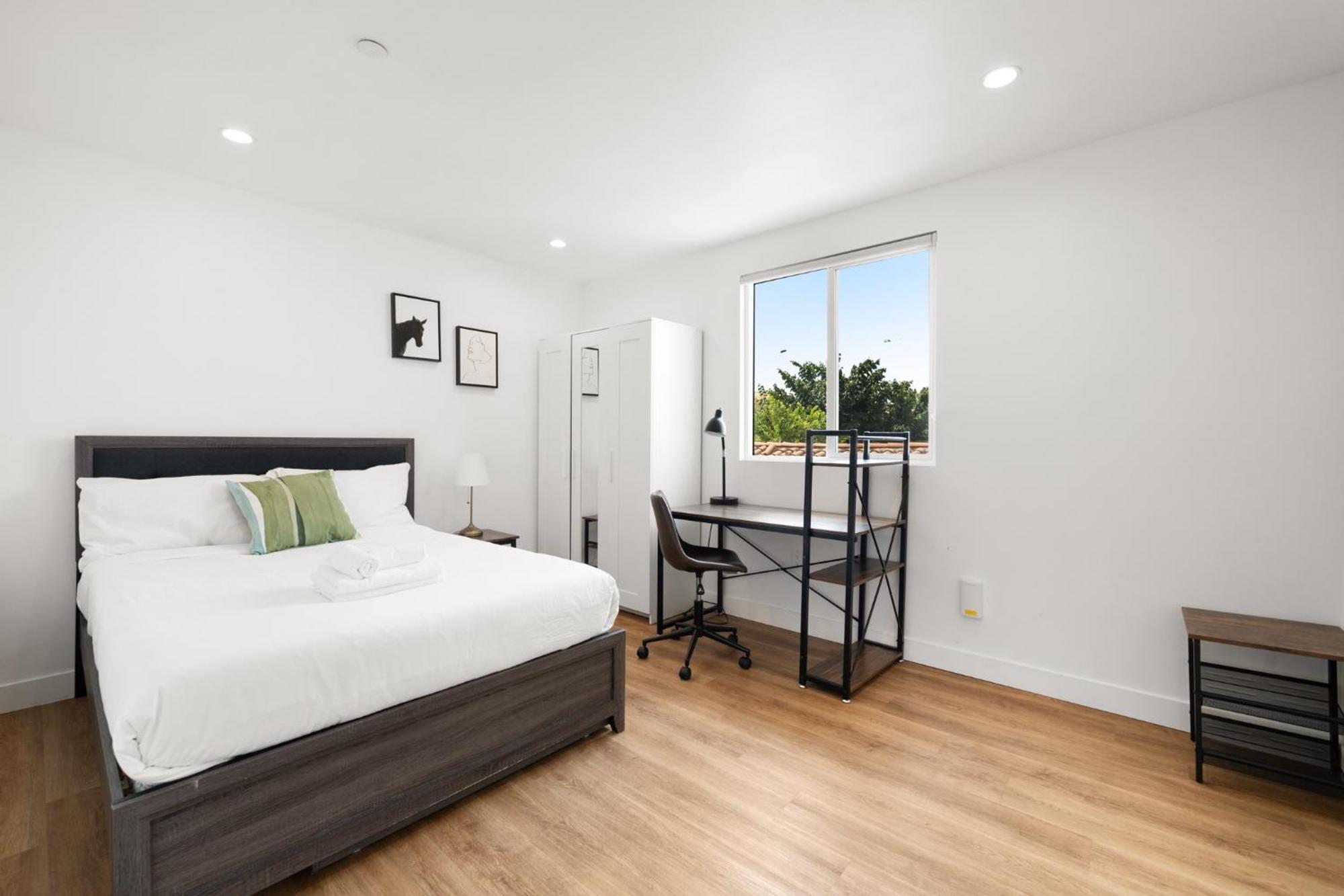 Spacious 1-Bd Hideaway Close To Usc Room With Share Livingroom Los Angeles Kültér fotó